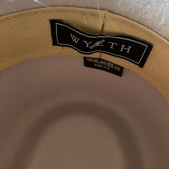 Anthropologie flat brim hat - Picture 4 of 6